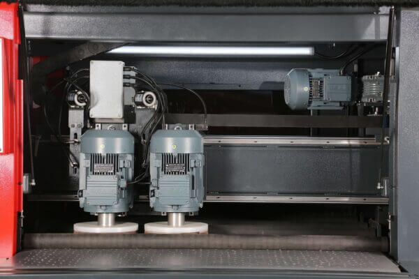 QB1350 – 4 Disc Metal Surface Processing Machine Urca 3